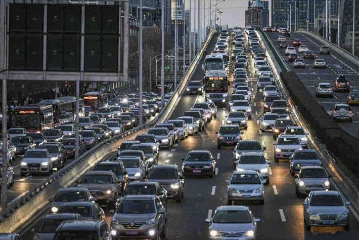 自主亮眼合資遇挑战 車企交出上半年考卷