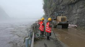 北京因降雨引發交通斷路等情況共88處 已恢復通行38處