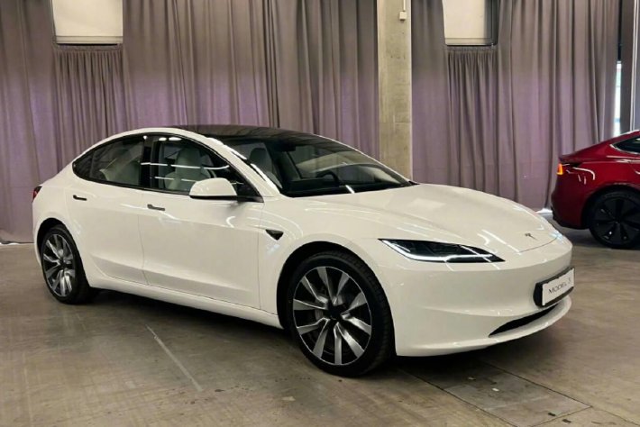 車圈熱搜 特斯拉新款Model 3开啓預售