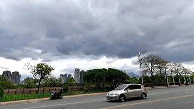 假期返程高峰遇台風“小犬” 福建各地應急防御風雨影響