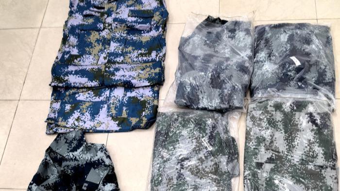 福州一勞保用品店查獲疑似仿制軍服32套