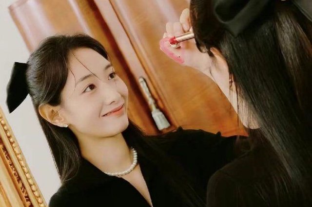 25歲女音樂人李瀟茗中毒去世