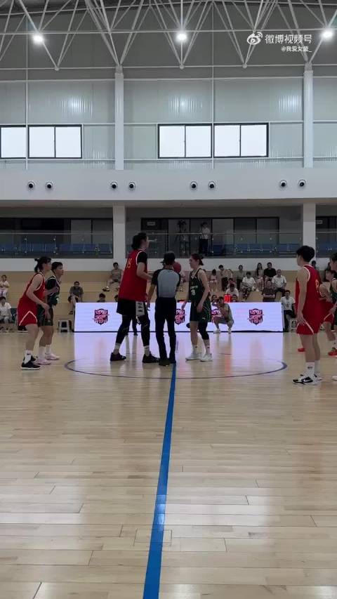 蘇群：有了2米23的張子宇後 U18國青女籃的打法和風格都改變了