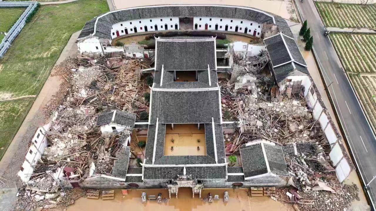 “客家第一宗祠”福建上杭官田李氏大宗祠暴雨後大面積坍塌