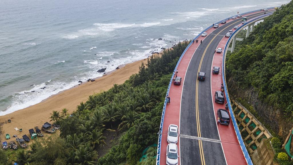 沿着環島旅遊公路玩轉海南自然人文