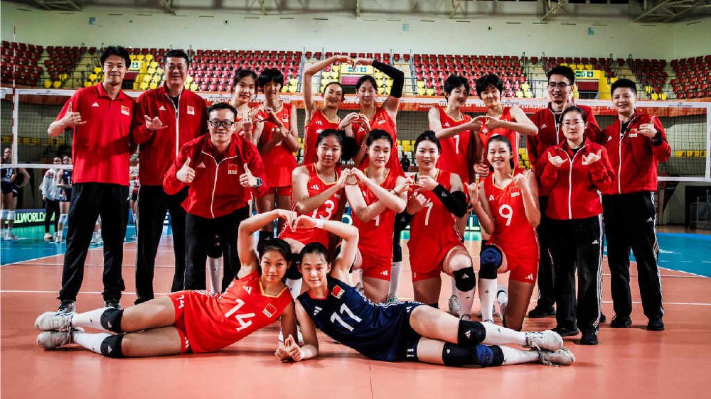 3-0！U17女排世錦賽決出八強：中國女排晉級，東道主涉險過關