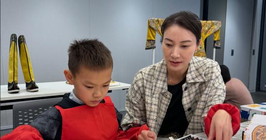 世界冠軍謝杏芳，退役後成霸道女總裁，身家過億，越來越漂亮