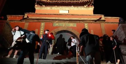 夜爬泰山觀日出爲啥火？總台記者帶你沉浸式體驗