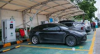 部分新能源汽車充電樁咋成了“充電坑”？