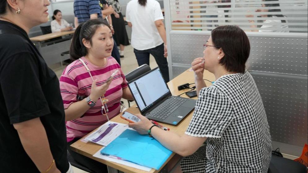 虛假招聘、就業歧視、高薪誘騙……各地集中查處一批違法招聘案件