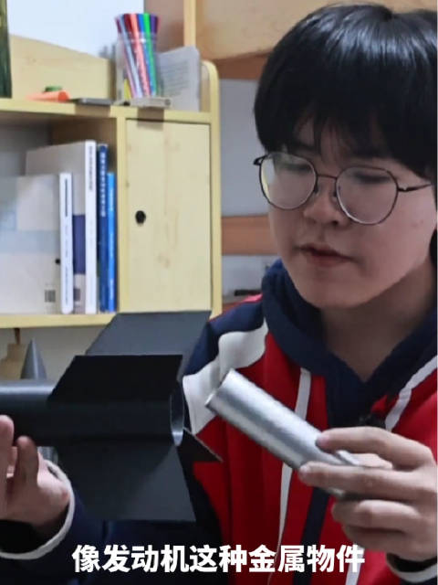 14歲少年自制火箭驚呆網友