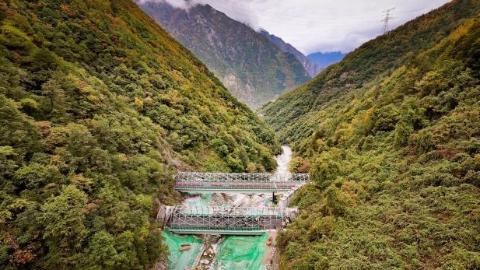 歷經99天重建 四川雅康高速日地溝大橋恢復雙向通車