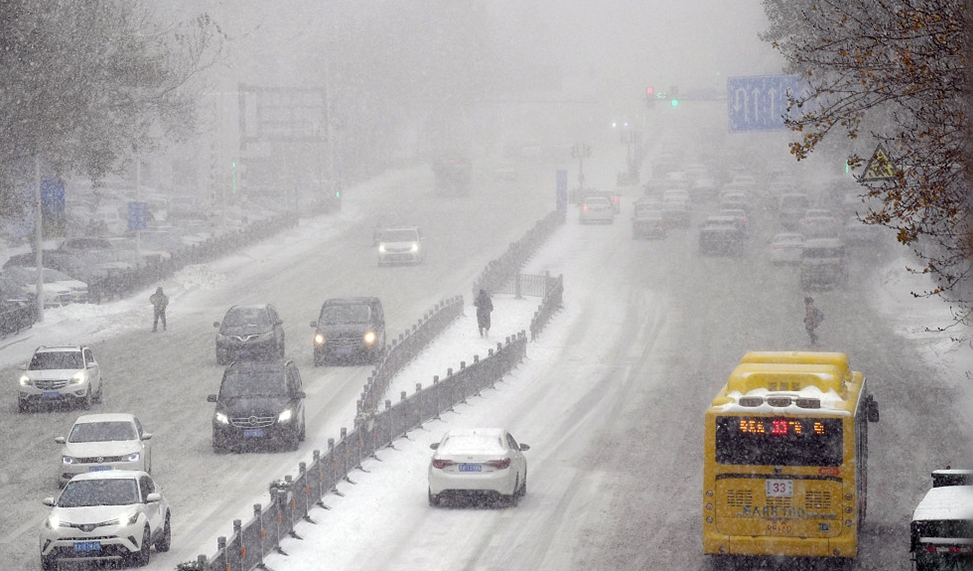 受降雪影響，吉林省多條高速關閉、限行